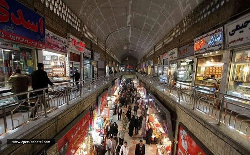 فضای داخلی بازار رضا مشهد 